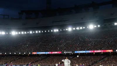 707c2e74-c817-4b6b-8b4e-1161473b4369 Aficionado mexicano cumple su sueño de ver al Barcelona tras perderse partido por retraso de vuelo