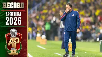 0396d470-15e4-46d0-b42f-9b19afe0ac92 La afición de Chivas estalla contra Milito tras el empate en el Clásico Nacional