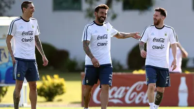 2aaaf7b8-4a2e-4fb5-9d41-bc7d990a84e8-1 Exfigura de Argentina confesó el duro momento que vivió tras retirarse: Messi estuvo a su lado