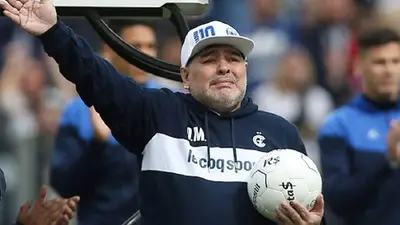 32e7d9be-e769-44b4-8696-0962a931e816 Médicos de Maradona no actuaron a pesar de fallas cardiacas, revelan en juicio