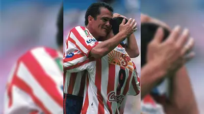 48f6fa71-6a6c-439b-a833-0bb2604f85f5 Carlos Hermosillo 'menosprecia' su paso por Chivas; olvida al equipo en un recuento de su carrera
