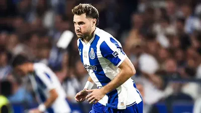 6134c3af-6919-4e5e-8b12-9aaac80ffba8-5 Está de regreso: Santiago Giménez debutó con FC Porto