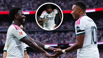 6b7162e2-12ee-4565-9570-b40edb0a290e-2 ¿Vestidor roto? El polémico gesto de los jugadores de Real Madrid con Yan Diomande