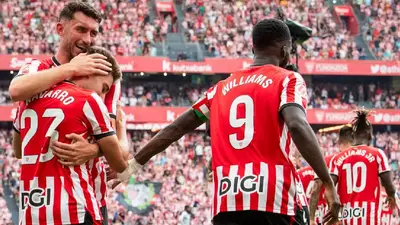 867a6f0a-9260-428d-aedd-79ce1134c62b-1 El Athletic arrolla al Atlético de Madrid y firma una noche perfecta en San Mamés