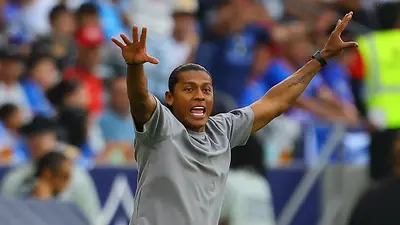 888020b7-cc89-4ccd-a3ed-6eeb2b4008b5 Joel Huiqui: Cruz Azul se enfoca en ganar la Campeones Cup, no en Lionel Messi
