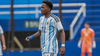 a9eb664f-1b6a-419f-bfc0-73b907fed7e4 "El argentino no es racista": Diego Placente justificó apodo de 'Negro' a 'Kiki' Ramos en la Selección Argentina