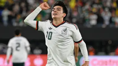 d0d5c360-78ff-4660-aa03-88645e5505d5 Gilberto Mora rompe récord en el Tri vigente desde 1930, como el jugador más joven en anotar con la Selección Mexicana