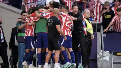d2cea5af-2958-4f65-bd6c-00a13ce92f7c Sale a la luz nuevo encontronazo en las bancas del derbi madrileño: "Me vas a comer la po***"