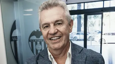 df3ccf38-e01b-4a28-8915-ece2f7e3ce86 Javier Aguirre, un bombero experto: A estos equipos salvó del descenso en LaLiga