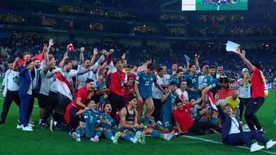 df5e1d08-453c-4f61-b7b4-25d80c99bf37 Miembro de la Selección de Irak se desvaneció por la emoción de clasificar al Mundial