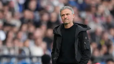 e5233b77-4785-4bc8-baba-8d23261be2fa-1 PSG renueva a 5 jugadores encabezados por Willian Pacho; Luis Enrique hasta 2030