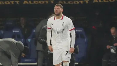 e6738ef8-0bef-4c78-a558-c76f1d1c4749-2 DT de Porto revela cuándo podría debutar Santiago Giménez