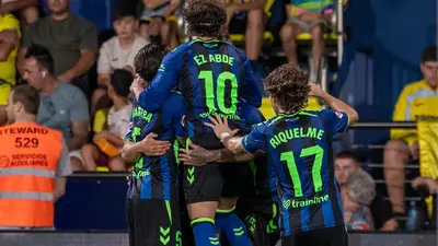 edb42dbb-bca7-4c7a-9f4f-00d3fa299ca4-1 Fidalgo se queda en la banca y Betis remonta ante Villarreal