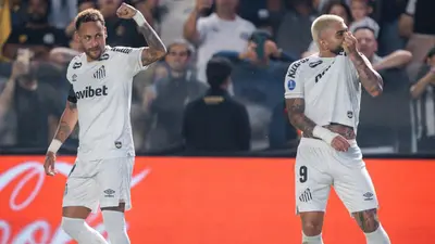 fb667c8f-ae3b-489f-bfac-1ae470ab6d93 Neymar y Gabigol lideran la remontada de Santos ante Macará