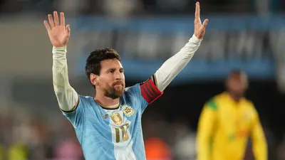 1480cfef-0021-4a38-92fc-b215c99ed52b Scaloni se rinde ante Lionel Messi tras su despedida y afirma que tiene un aura única