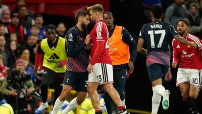 23d57641-3285-4706-88a2-0365e3b7106c-3 Manchester United deja escapar el triunfo ante Tottenham para terminar igualados 1-1