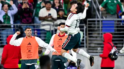 2524768b-4a0f-4997-8b02-24559c6d52ea-1 ¡El niño rompe récords! Todas las marcas que Gilberto Mora destrozó a sus 17 años