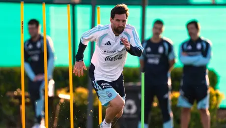 45628171-9e36-44f7-8d7c-2385d47de3b1-3 Luego de 21 años de historia, así fue el último entrenamiento de Lionel Messi con Argentina