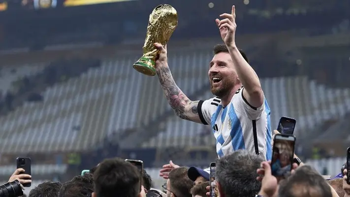 53f6261e-fb9a-47a0-8d66-4f75970b2570 El legado de Messi en Argentina: Los Récords y títulos
