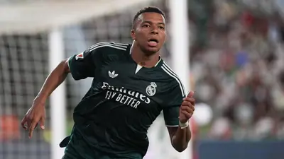 66892362-ac42-4149-a626-aa386bbc6f22 ¿Se descuida? El paseo de Mbappé en bicicleta que genera polémica en Real Madrid y Francia
