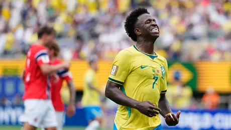 686e3974-e57e-499a-be78-7c4466c850ea-1 Mal y de malas: Vinícius Júnior es atacado tras sus malas actuaciones con Brasil
