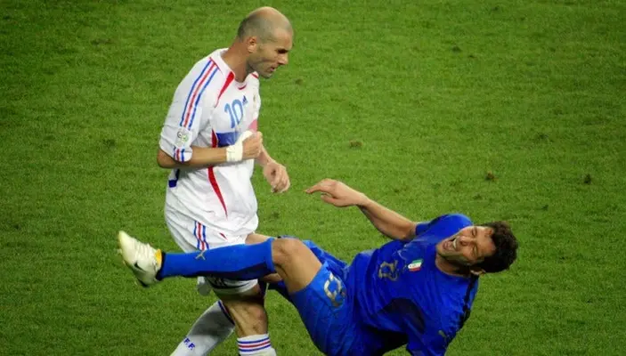 6dc96dd6-6bfa-44e4-8bbf-20c9932bab4d-2 Zidane recuerda el cabezazo a Materazzi 20 años después: "No estoy orgulloso"