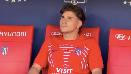 a73b6e2b-b5a5-4e9e-9d8a-831eac617c76 No perdonan: Metropolitano abuchea a Julián Álvarez previo al Derbi